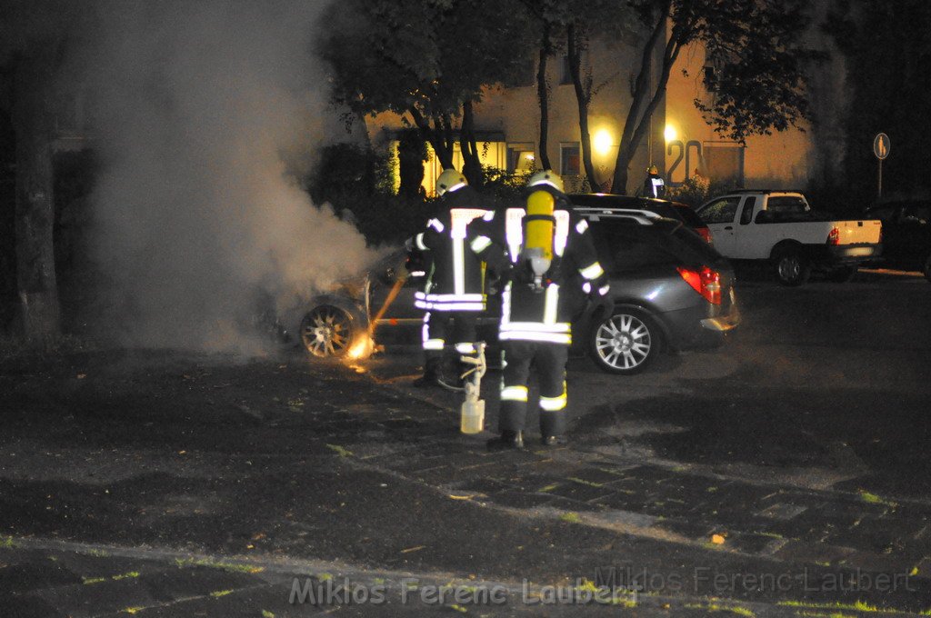Wieder brennende Autos in Koeln Hoehenhaus P030.JPG